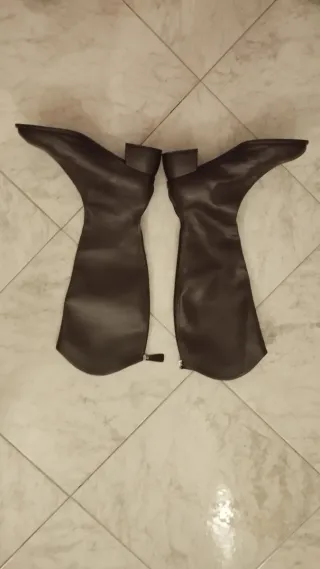 Stivali donna marroni tacco basso Tg 40