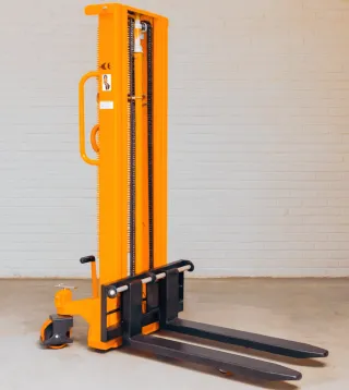 Apilador manual hidráulico 1000 kg OFERTA