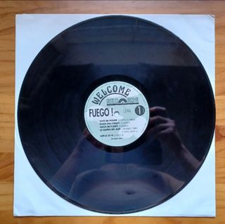 Vinilo del grupo Fuego -  Vivo de Noche, como nuev