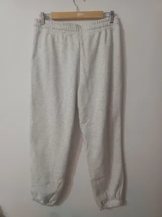 Pantalón chándal gris talla S