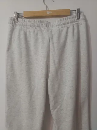 Pantalón chándal gris talla S