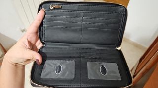 Cartera Guess Negra Cremallera