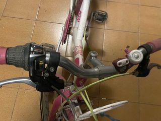 Bicicleta niña rosa y blanca