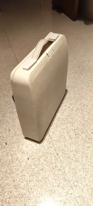 Máquina de escribir Hermes baby portátil
