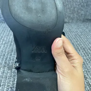 Botas altas Zara negras en buen estado
