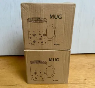 Taza Roja con Tapa Bambú Navidad Copos Nieve