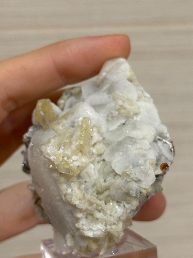 2 Minerales: fluorita y calcita