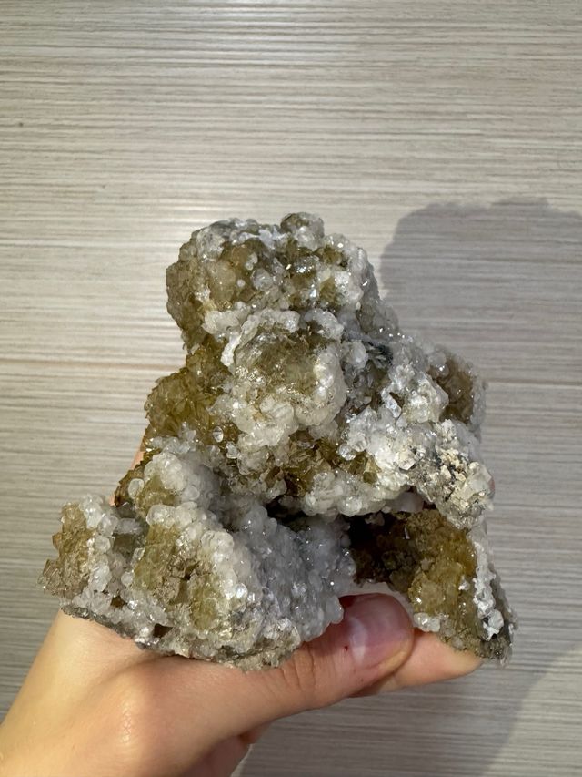 2 Minerales: fluorita y calcita