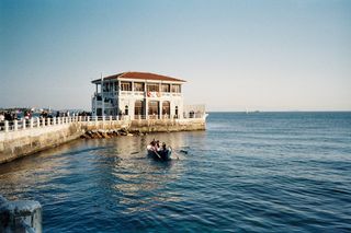 Cámara Analógica Canon AF 35 J de 35mm Roja