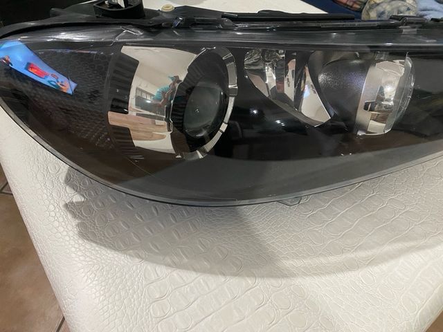 Faros Volkswagen Scirocco 2011