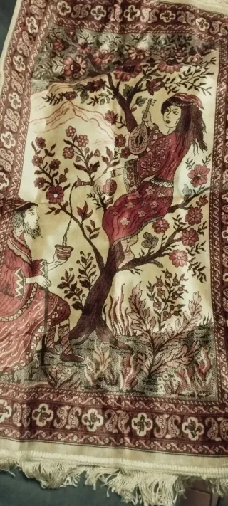 Alfombra antigua tipo persa