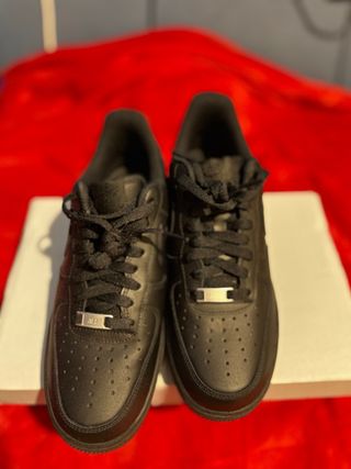 Nike Air Force 1 Negras