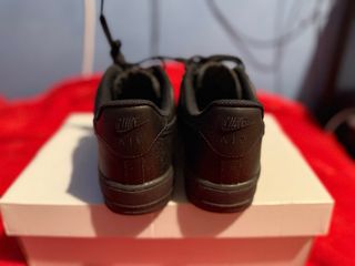 Nike Air Force 1 Negras