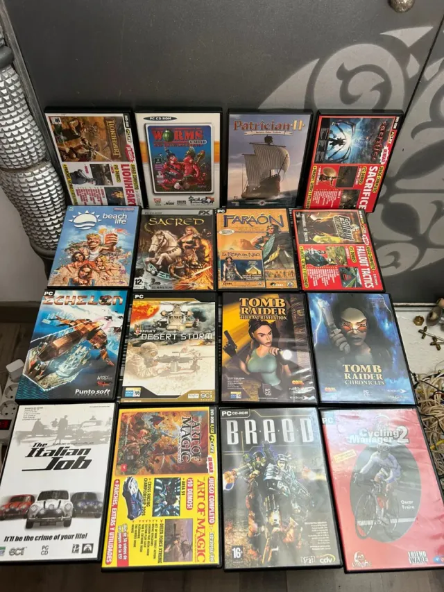 Grande lote de juegos para PC