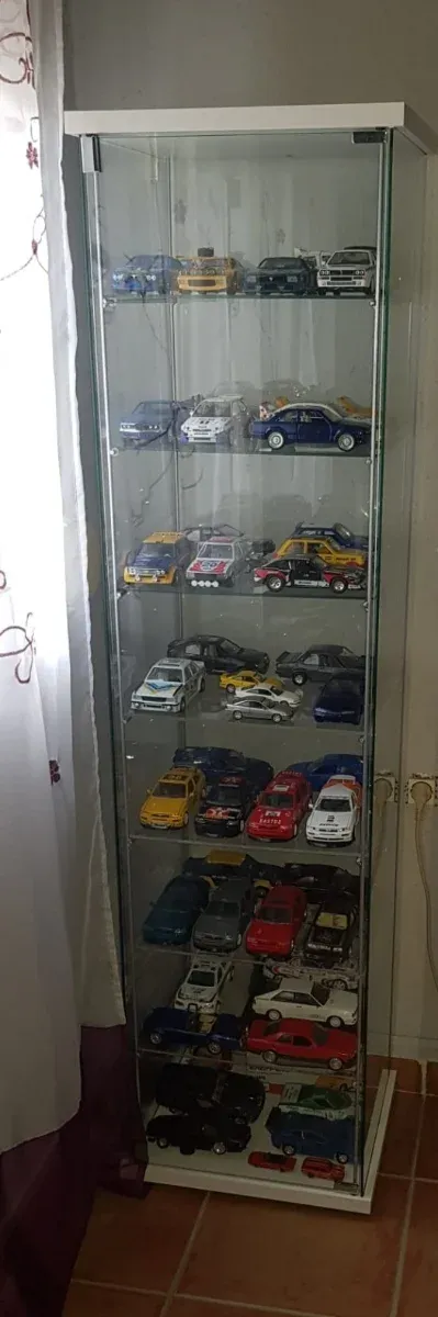 Vitrina expositora para coches coleccionables