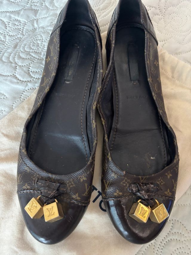 Manoletinas Louis Vuitton Marrón y Dorado