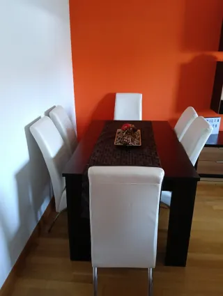 Mesa y 6 Sillas Comedor