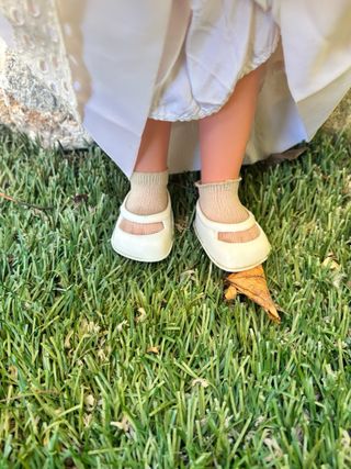 Muñeca Lesly Famosa Novia Velo