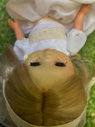 Muñeca Lesly Famosa Novia Velo