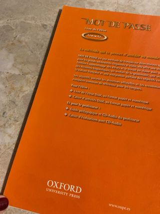 Libro francés Mot de PASSE