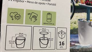 Nevera portátil con mesa auxiliar