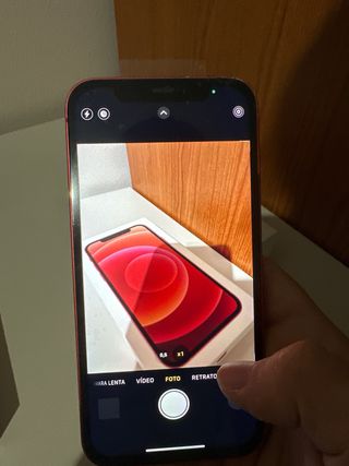 iPhone 12 Rojo