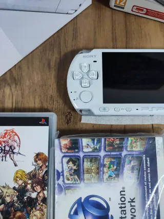 PSP Slim 3004 Blanco Final Fantasy