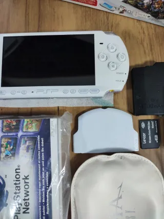 PSP Slim 3004 Blanco Final Fantasy