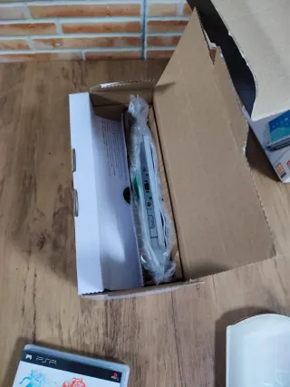 PSP Slim 3004 Blanco Final Fantasy