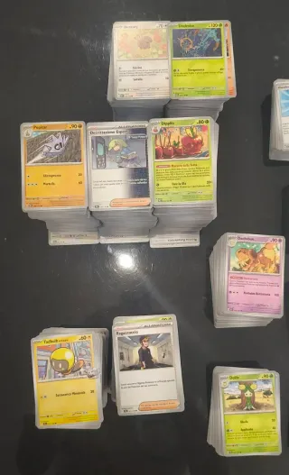 Lotto 6,5 Kg Carte Pokemon Comuni e Non Comuni
