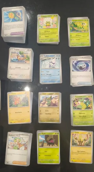 Lotto 6,5 Kg Carte Pokemon Comuni e Non Comuni