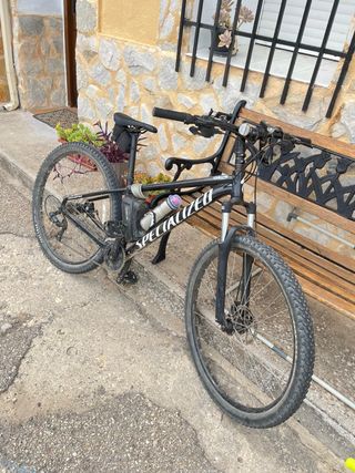 Bicicleta MTB Specialized