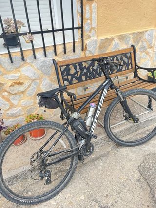 Bicicleta MTB Specialized