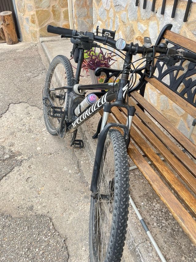 Bicicleta MTB Specialized