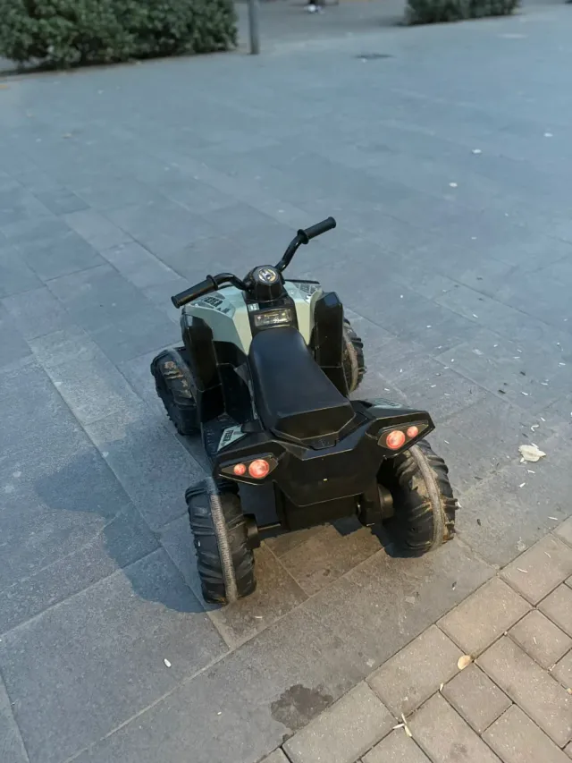 Moto Eléctrica Infantil 12V