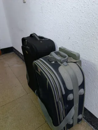 2 Maletas de viaje con ruedas