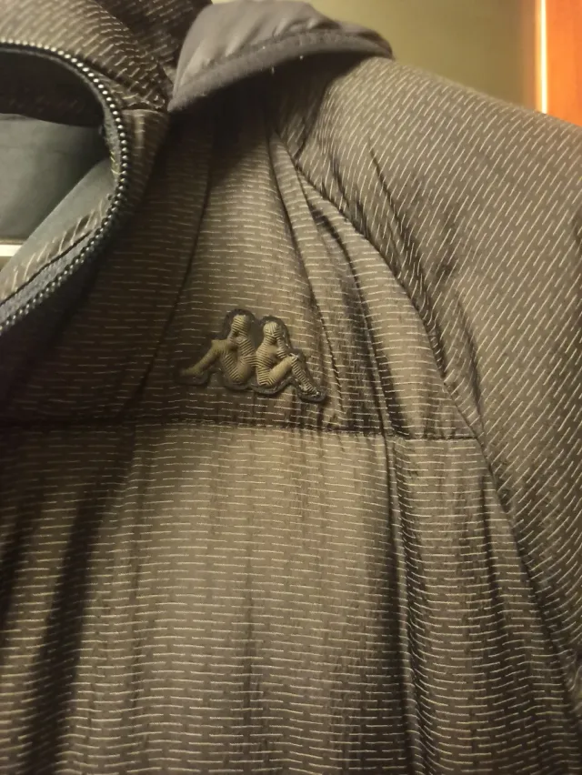 Cazadora Kappa azul marino con Capucha