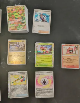 Lotto 1.3 Kg Carte Pokemon Holo e Reverse