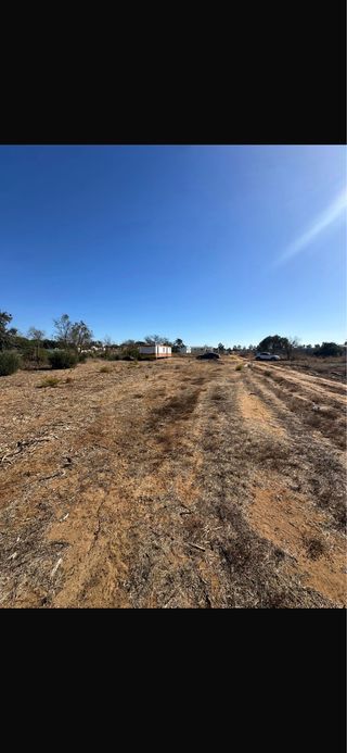 OPORTUNIDAD!! Parcela en Chiclana con agua y luz!