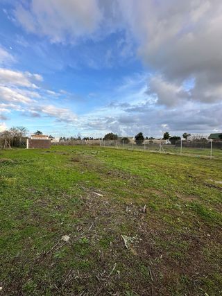 Parcela en Chiclana con agua, luz y mobilhouse