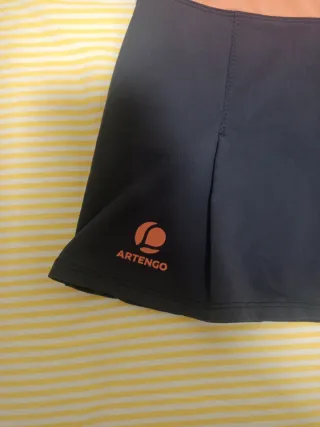 Falda pantalón pádel Artengo azul marino y coral