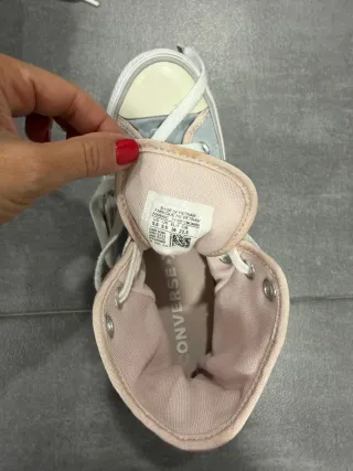 Zapatillas Converse Grises y Rosas