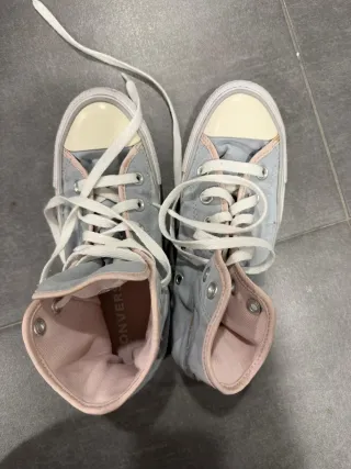 Zapatillas Converse Grises y Rosas