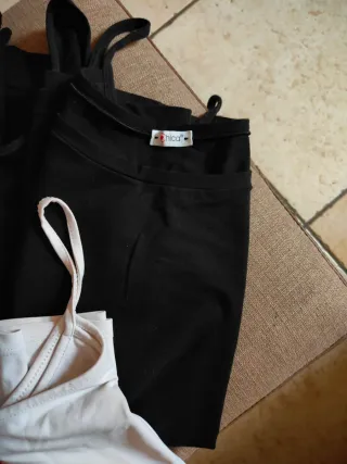 Cinque canotte donna taglia S