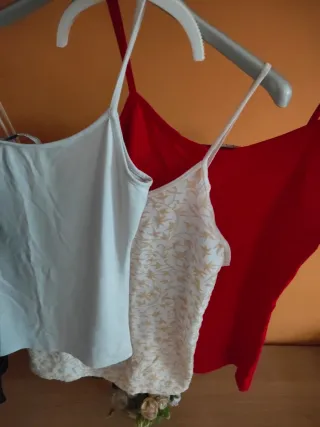 Cinque canotte donna taglia S