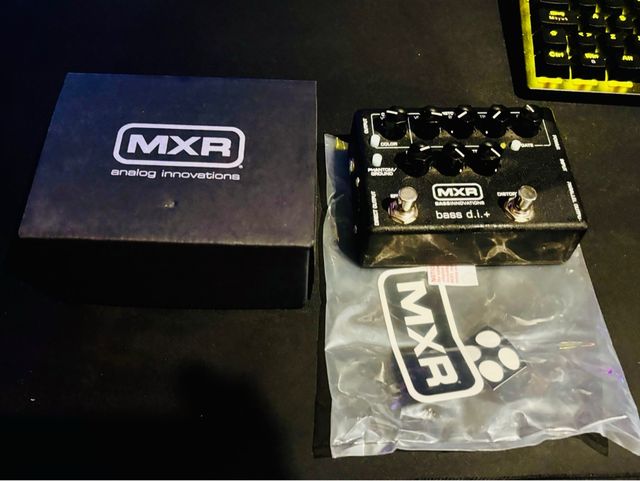 MXR M80 Bass D.I.+ Preamplificador Bajo