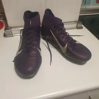 Zapatillas Nike Futbol Moradas Talla45