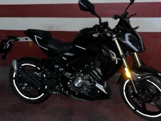 Keeway RKF 125cc Negra 2025