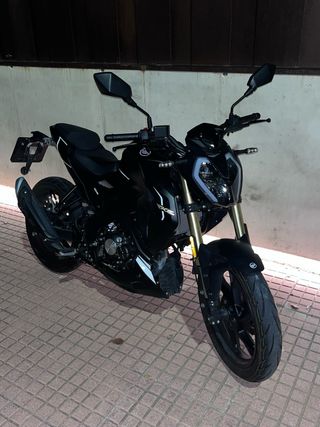 Keeway RKF 125cc Negra 2025