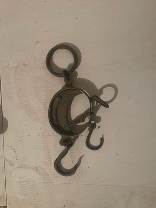 Báscula antigua pequeña